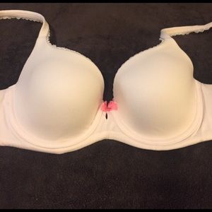 Pale pink bra, VIctoria's Secret, 34D