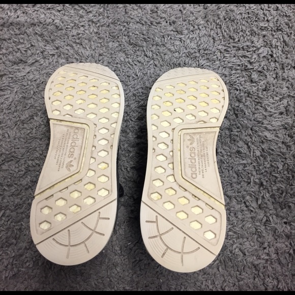Nmd xr1 size 8 - Picture 4 of 4