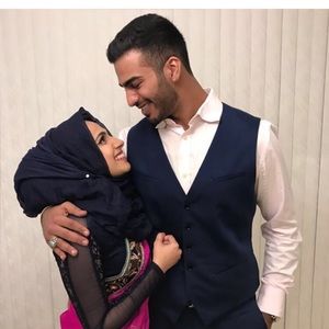 Meet your Posher, Raziya