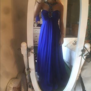 deep blue sherri hill prom size 8 but fits smaller