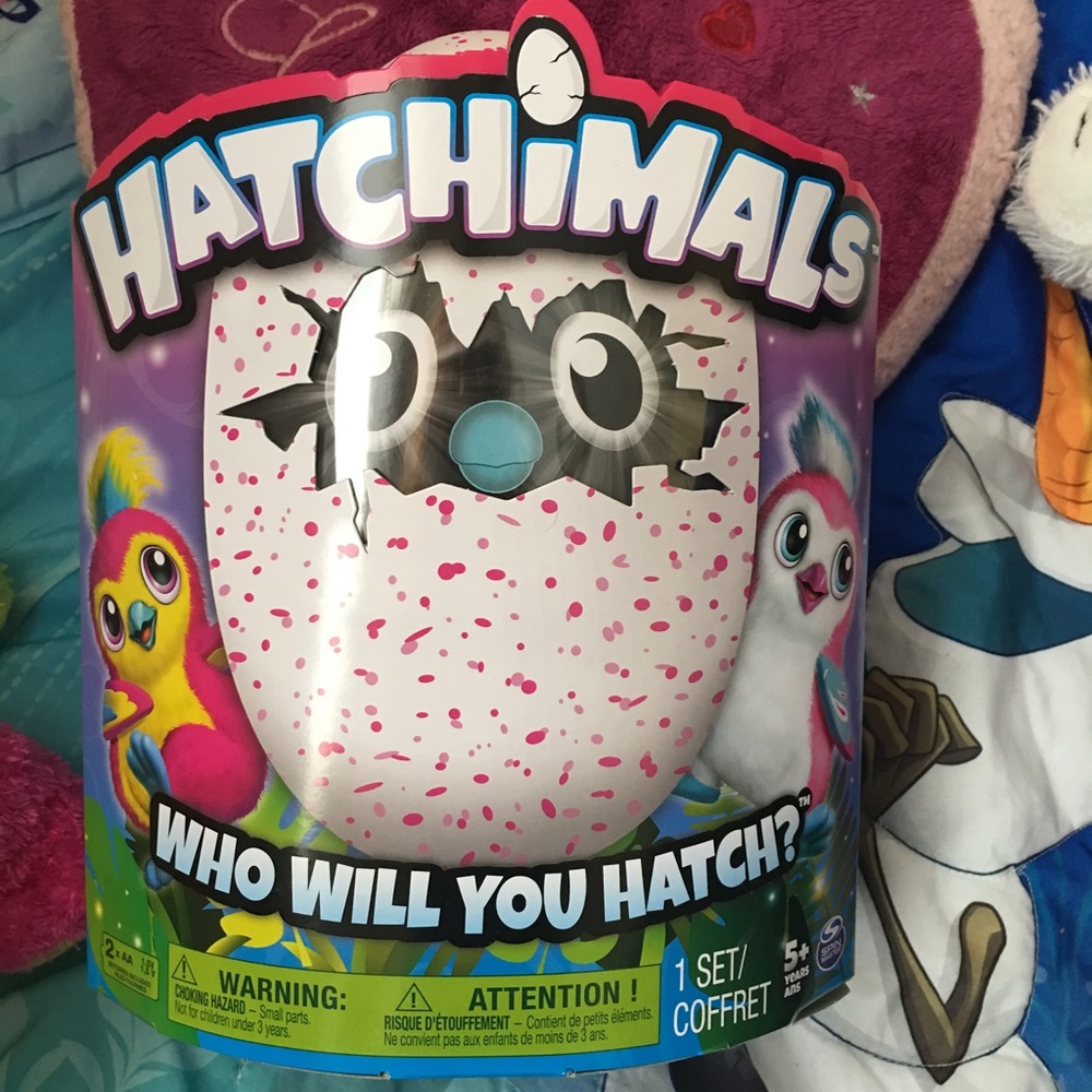 Hatchimal penguala pink
