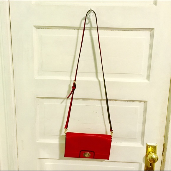 kate spade Handbags - Kate Spade Red Cross Body Purse