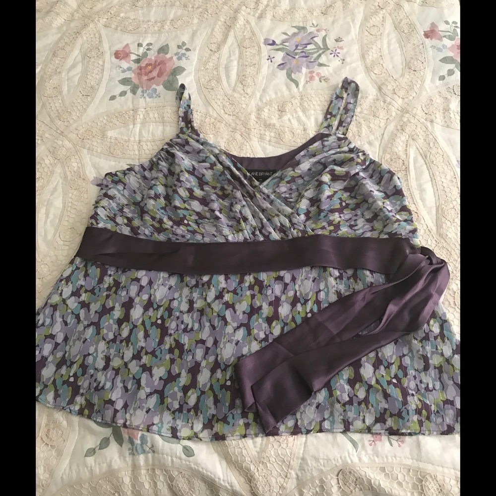 Flowy tank top,... great for the summer