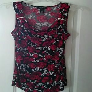 Rose print tank
