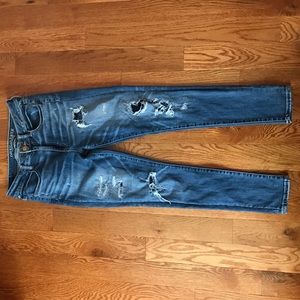 AEO Hi-Rise Distressed Jeggings (no skin exposed)