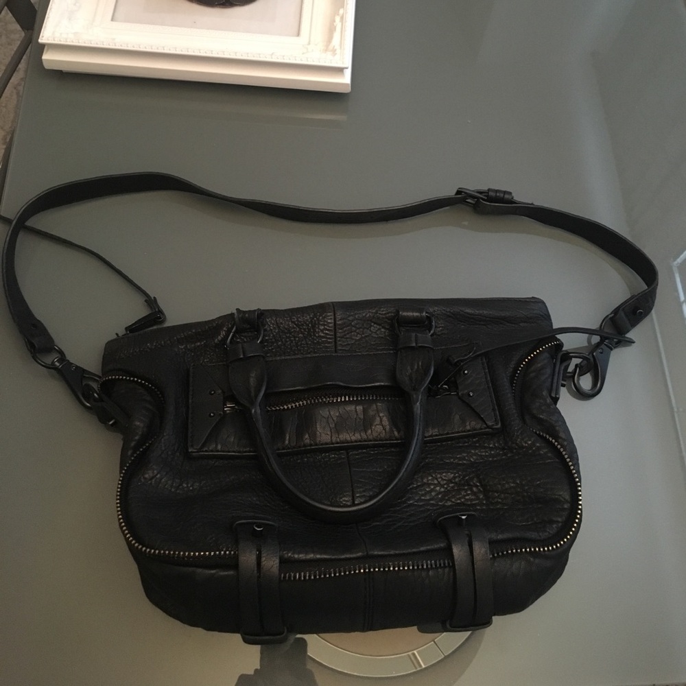 She + Lo satchel