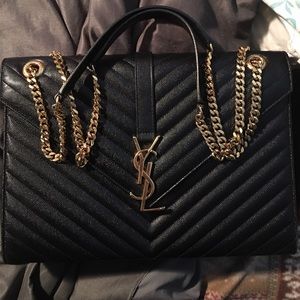 Black purse