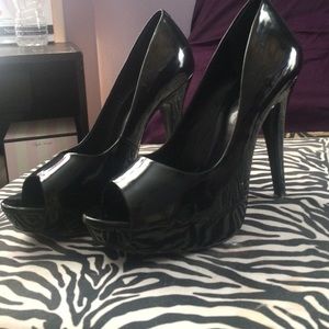 Black Jessica Simpson Heels ✨