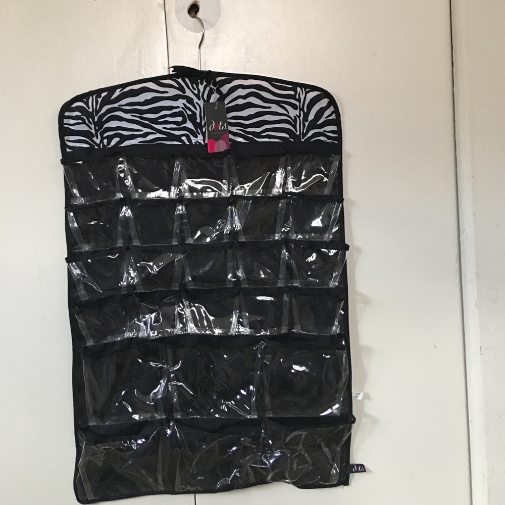 Jewelry holder/ organizer
