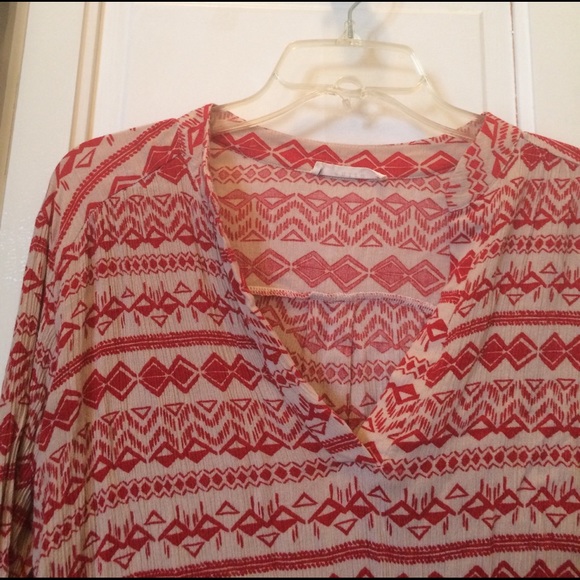 Aztec blouse - Picture 2 of 2