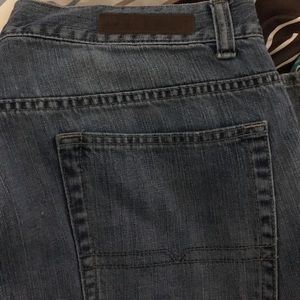 Perry Ellis Men's light blue jeans 32" inseam