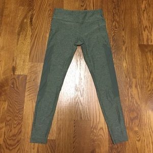 NWOT Scorpio Sol mesh insert leggings