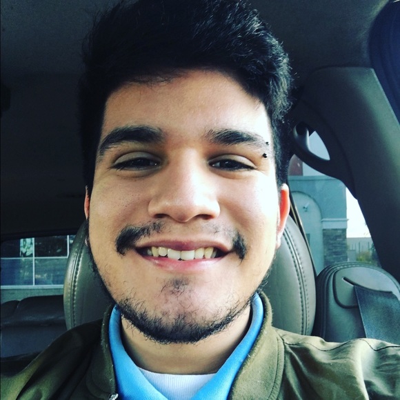 Meet your Posher, Adrian - Picture 1 of 1