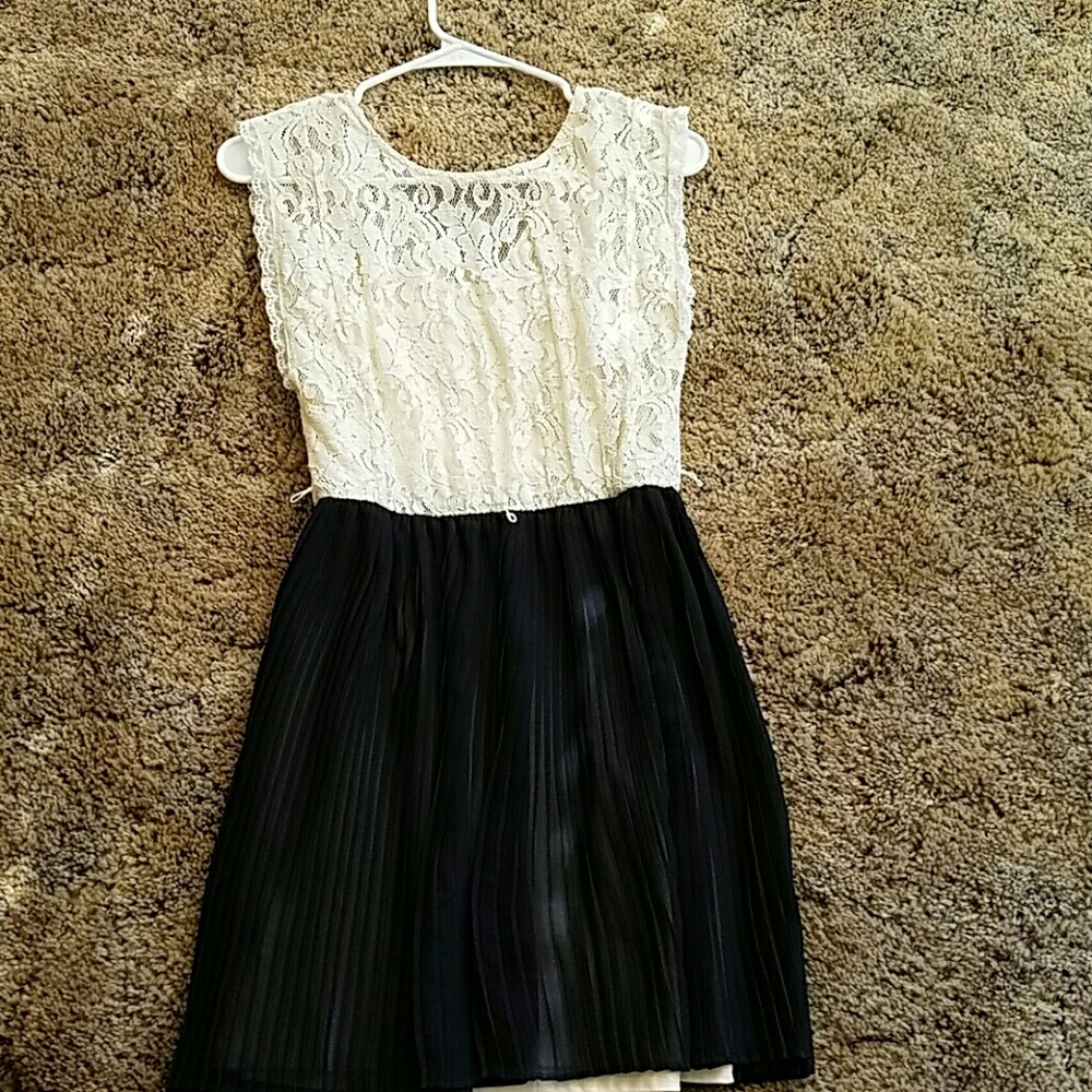 Lace dress