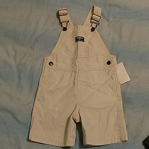 OSHKOSH B'GOSH CREAM SHORT OVERALLS