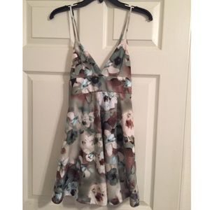 Floral V-neck Dress