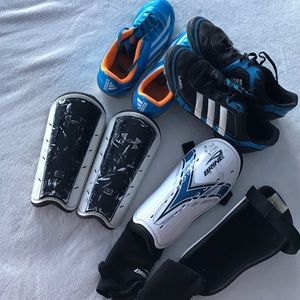 Adidas Cleats 4.5 5 boys youth athletic soccer