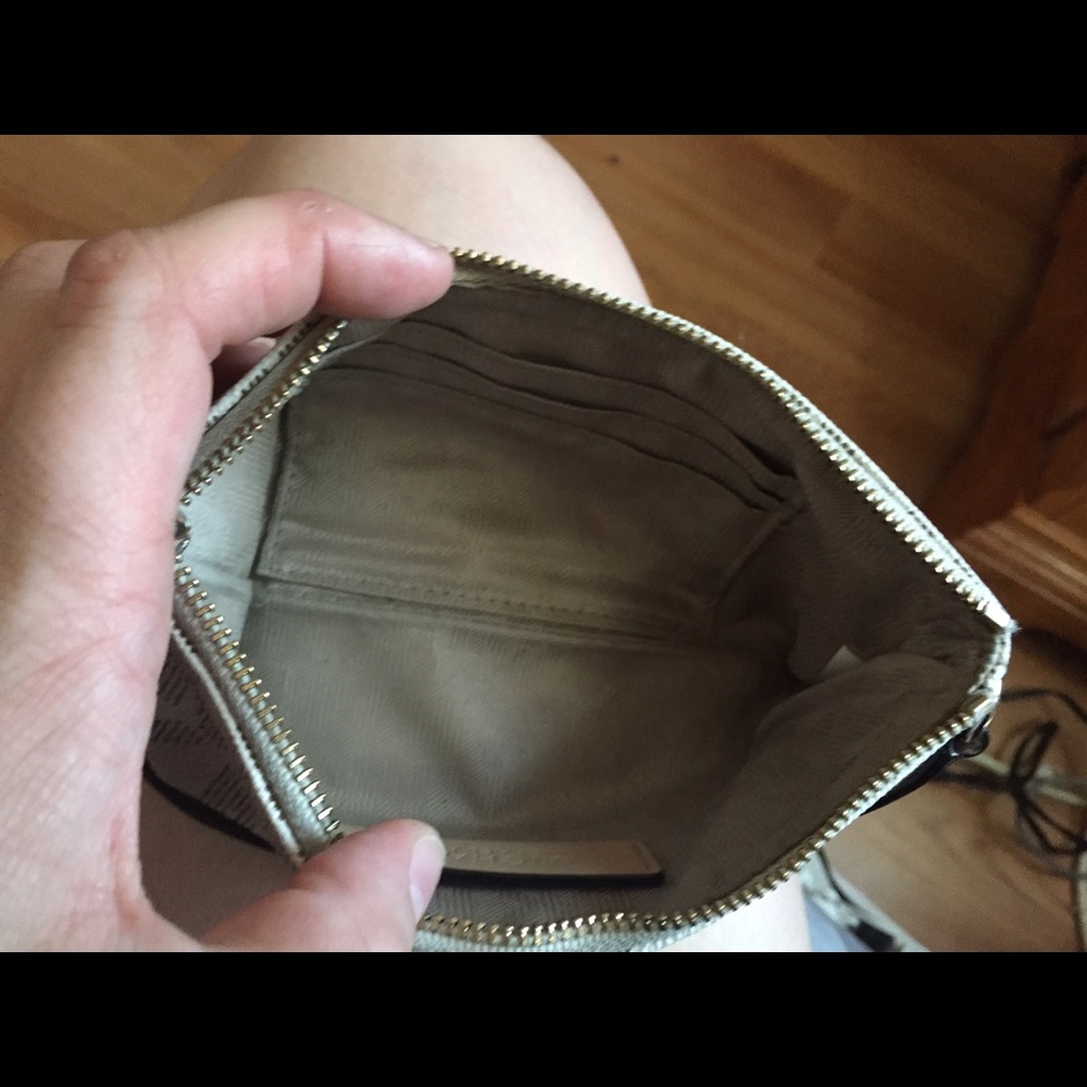 Michael Kors wristlet