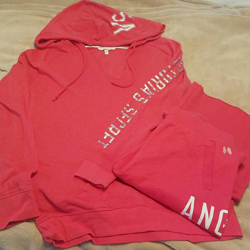 Victoria's Secret sweatsuit