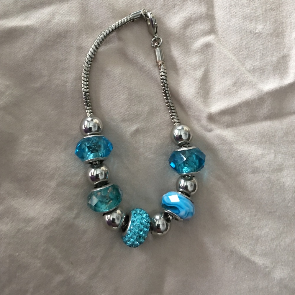 Bracelets - Picture 2 of 3