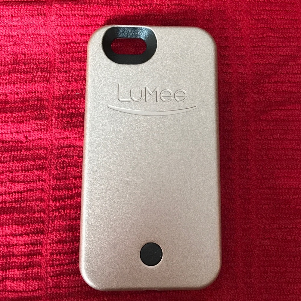 LuMee light-up phone case for an iPhone 6/6s