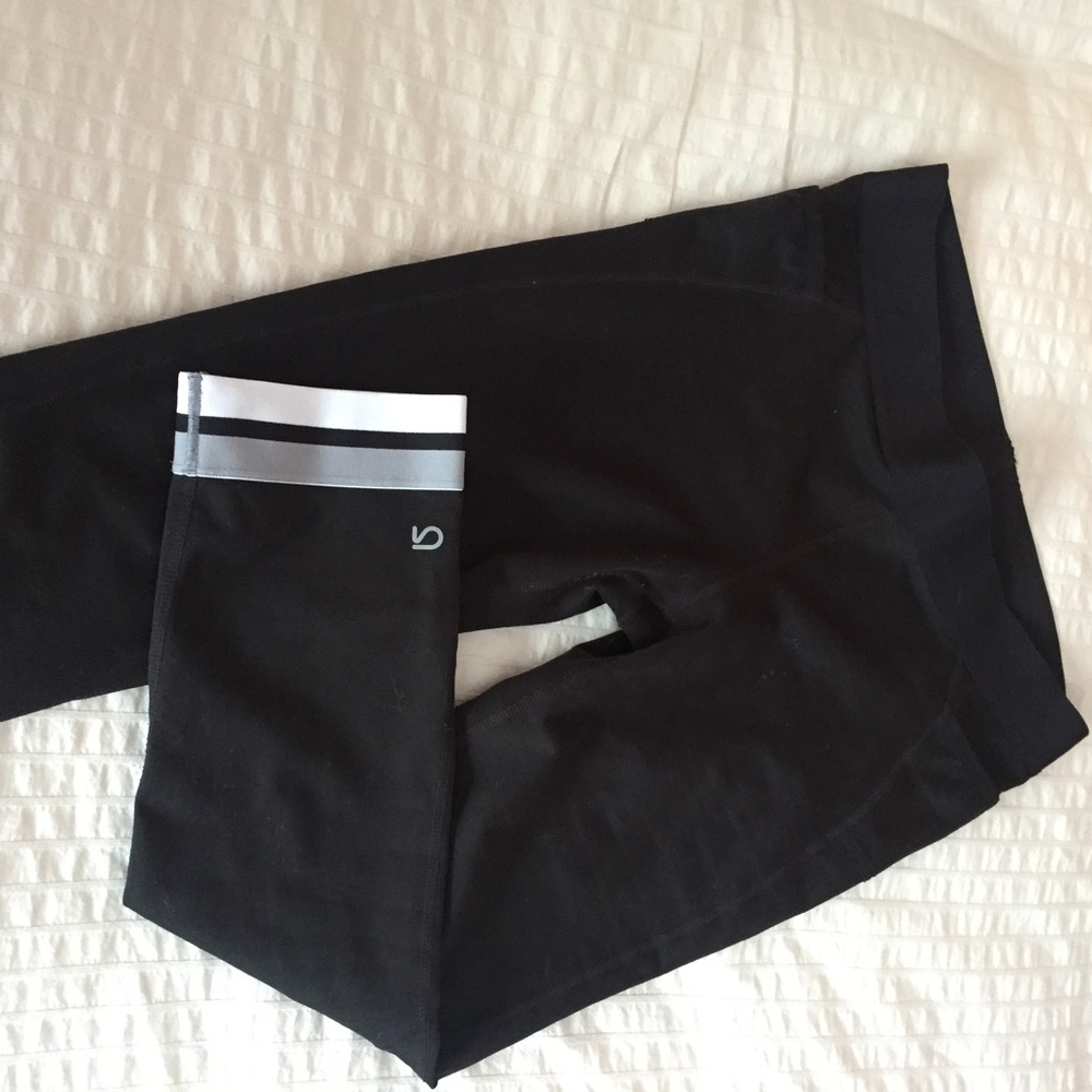 GAPfit workout leggings