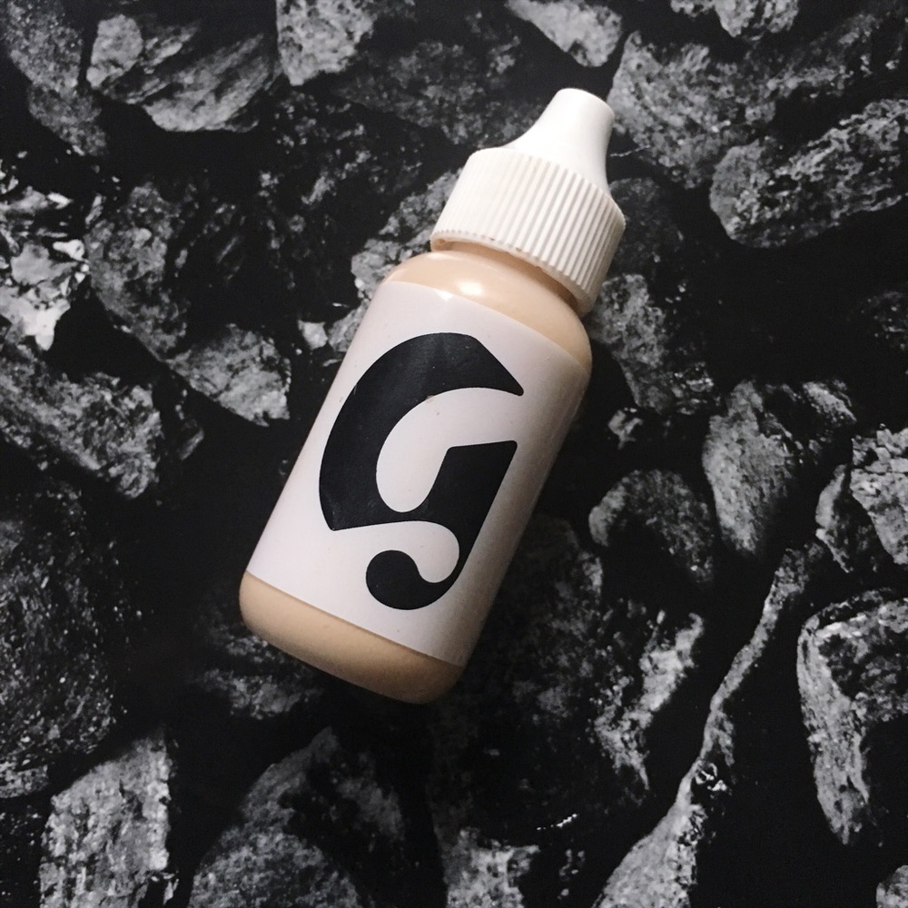 Glossier Perfecting Skin Tint in Medium