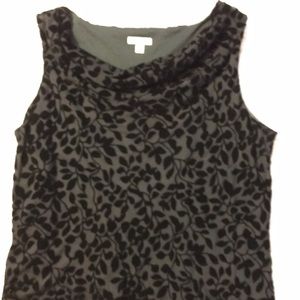 Sleeveless black top size 24