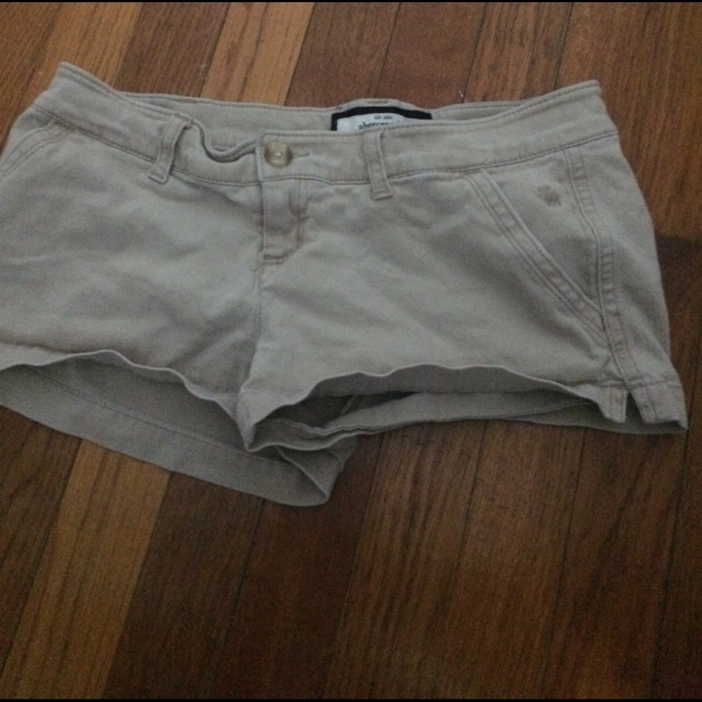 Never worn khaki shorts