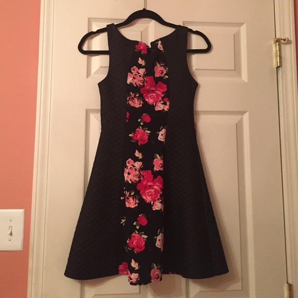 Bloome dress for girls - Picture 2 of 2