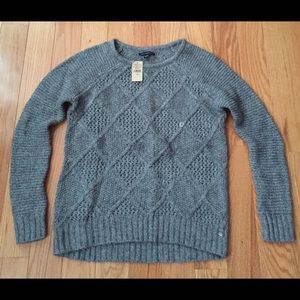 🆕American Eagle Sweater🆕