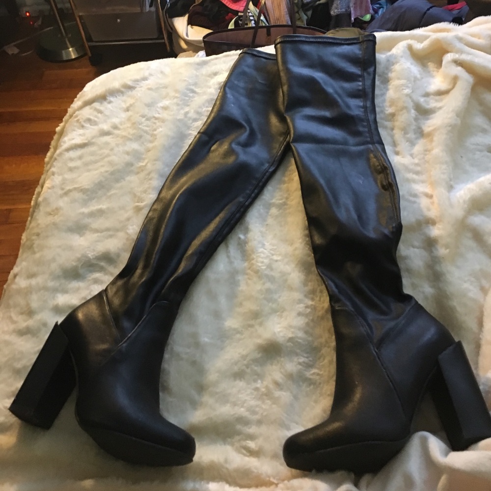 Steve Madden leather boots