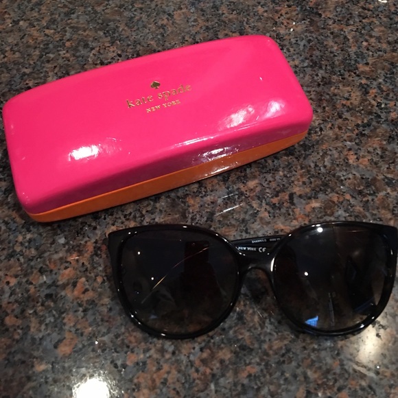 Kate Spade Tortoise Sunglasses - Picture 1 of 3