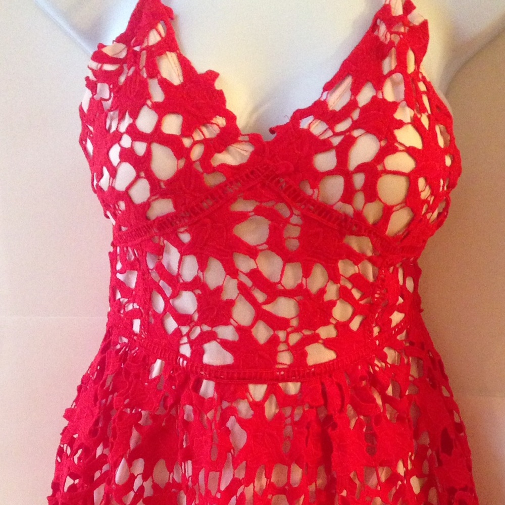💋👗 Red Crochet Dress - Picture 2 of 7