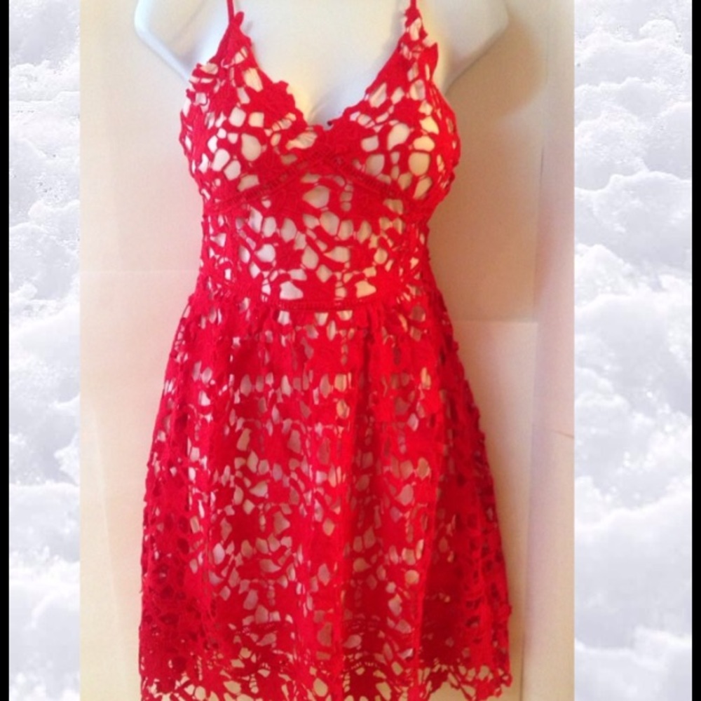 💋👗 Red Crochet Dress - Picture 7 of 7