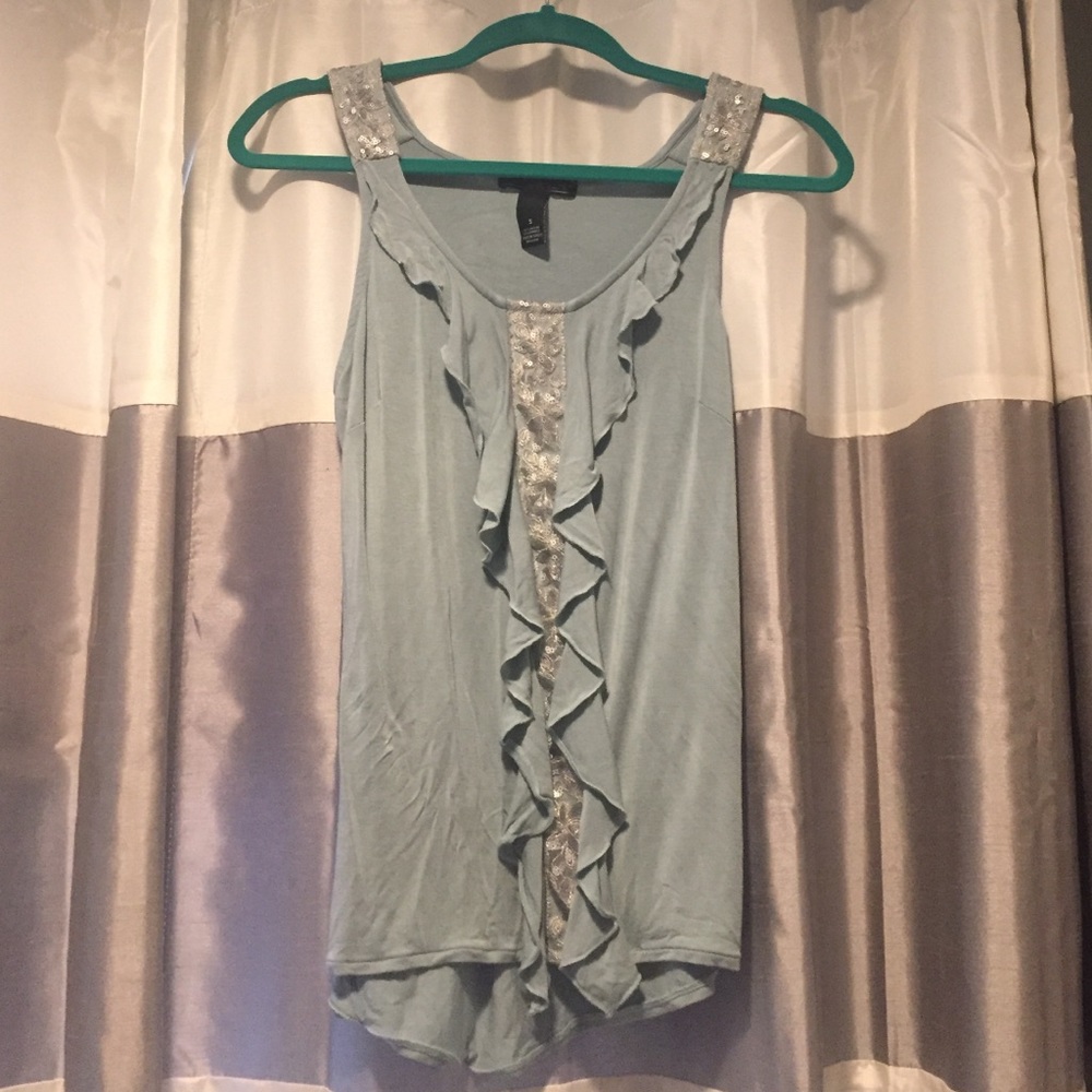 Willi smith light blue top with embellishments