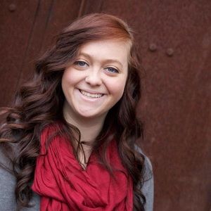 Meet your Posher, Alyson