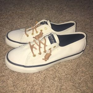 Sperrys! Great condition! Size 7;
