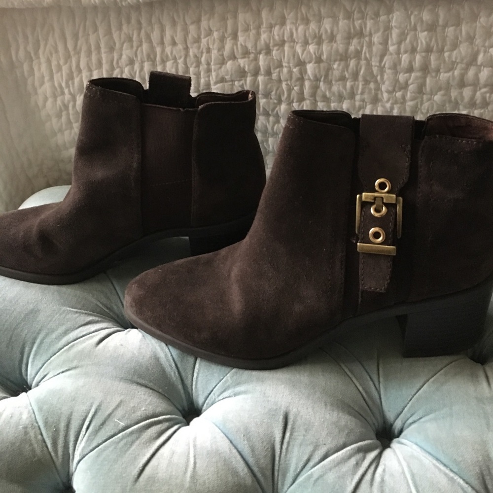 Franco Sarto brown suede boots