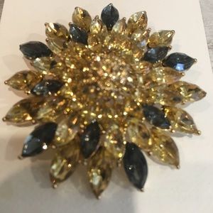 Multicolor crystal gold brooch  / pin