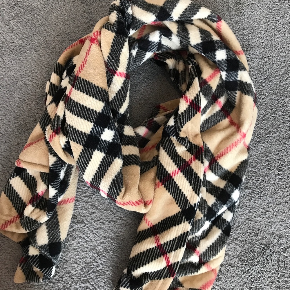 Super comfy scarf!!