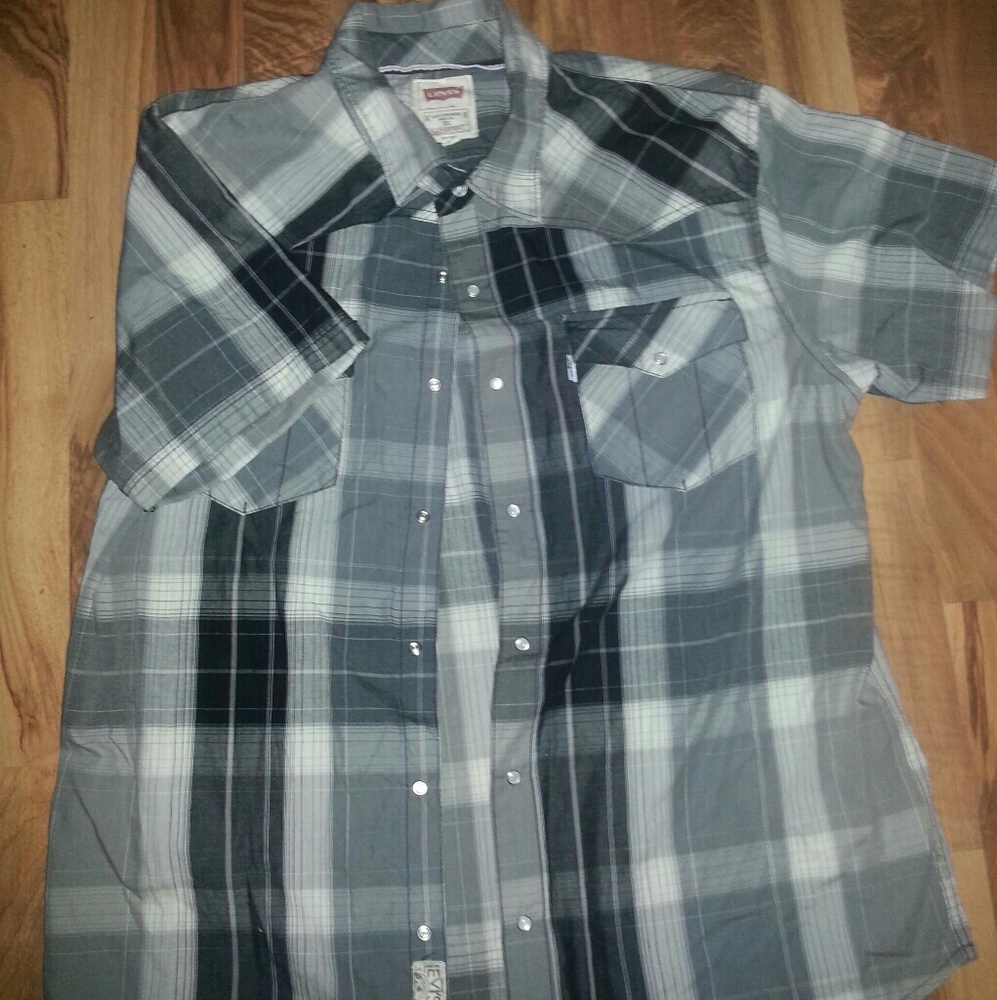 Levi's flannel shirt