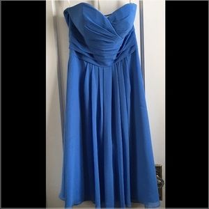 Blue Strapless sweetheart neckline midi dress