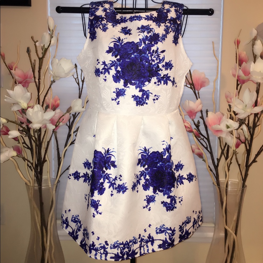 **SOLD** NEW Blue Floral Fit and Flare Cocktail Dr