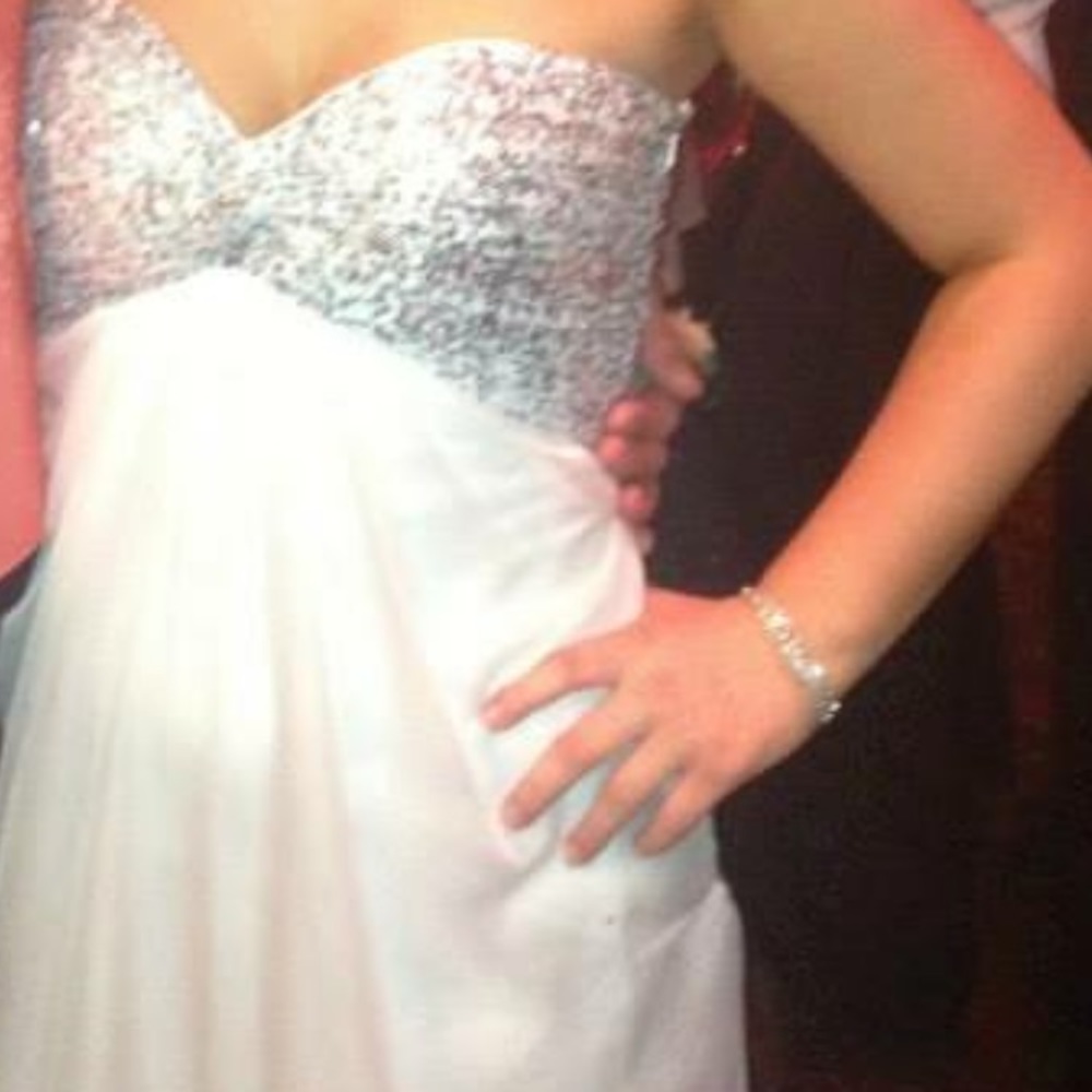 Beautiful full length white prom dress.