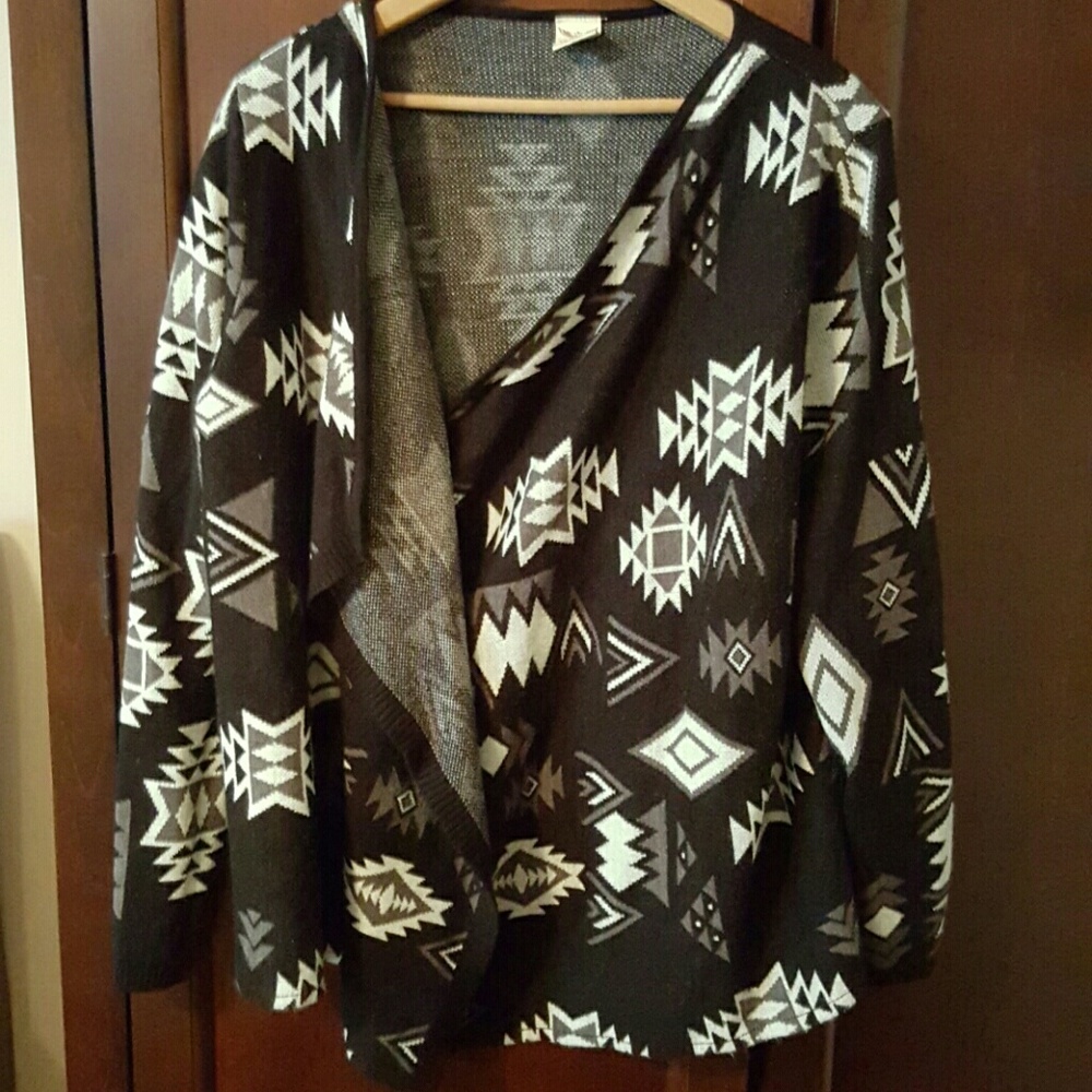 Faded Glory Aztec print sweater
