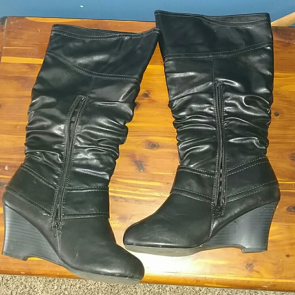 Wedge heels