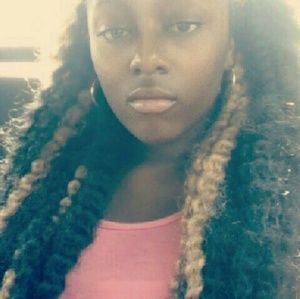 Meet your Posher, Darnesha