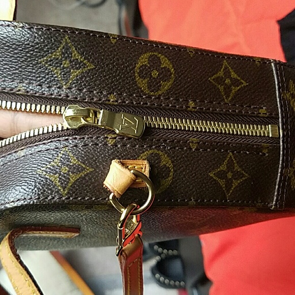 Authentic Louis Vuitton Crossbody - Picture 8 of 8