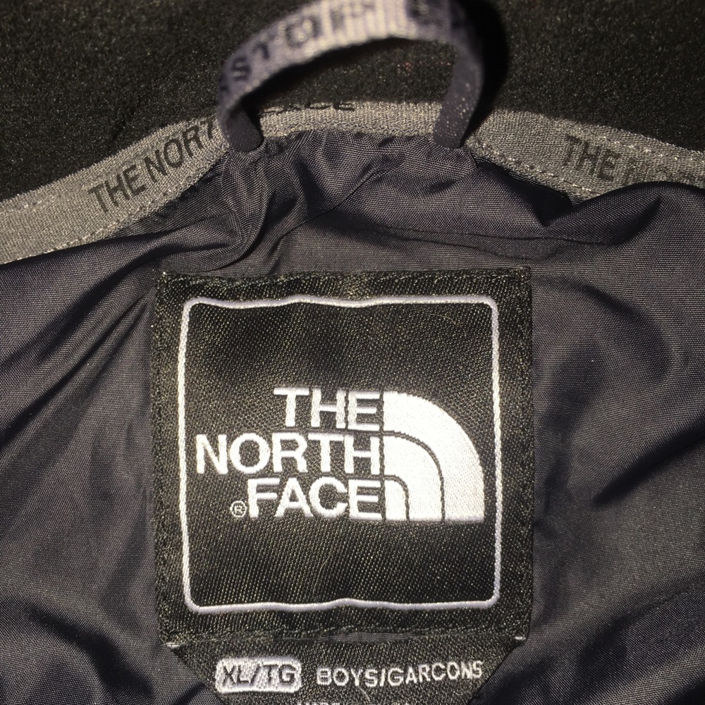 North face boys HyVent jacket